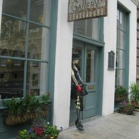 DiNello Gallery