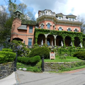 The Harry Packer Mansion Jim Thorpe, Pa