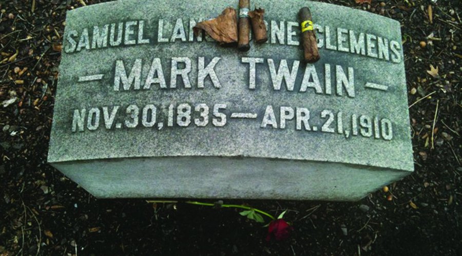 Visitor's to Mark Twain's grave will often leave mementos- including cigars!