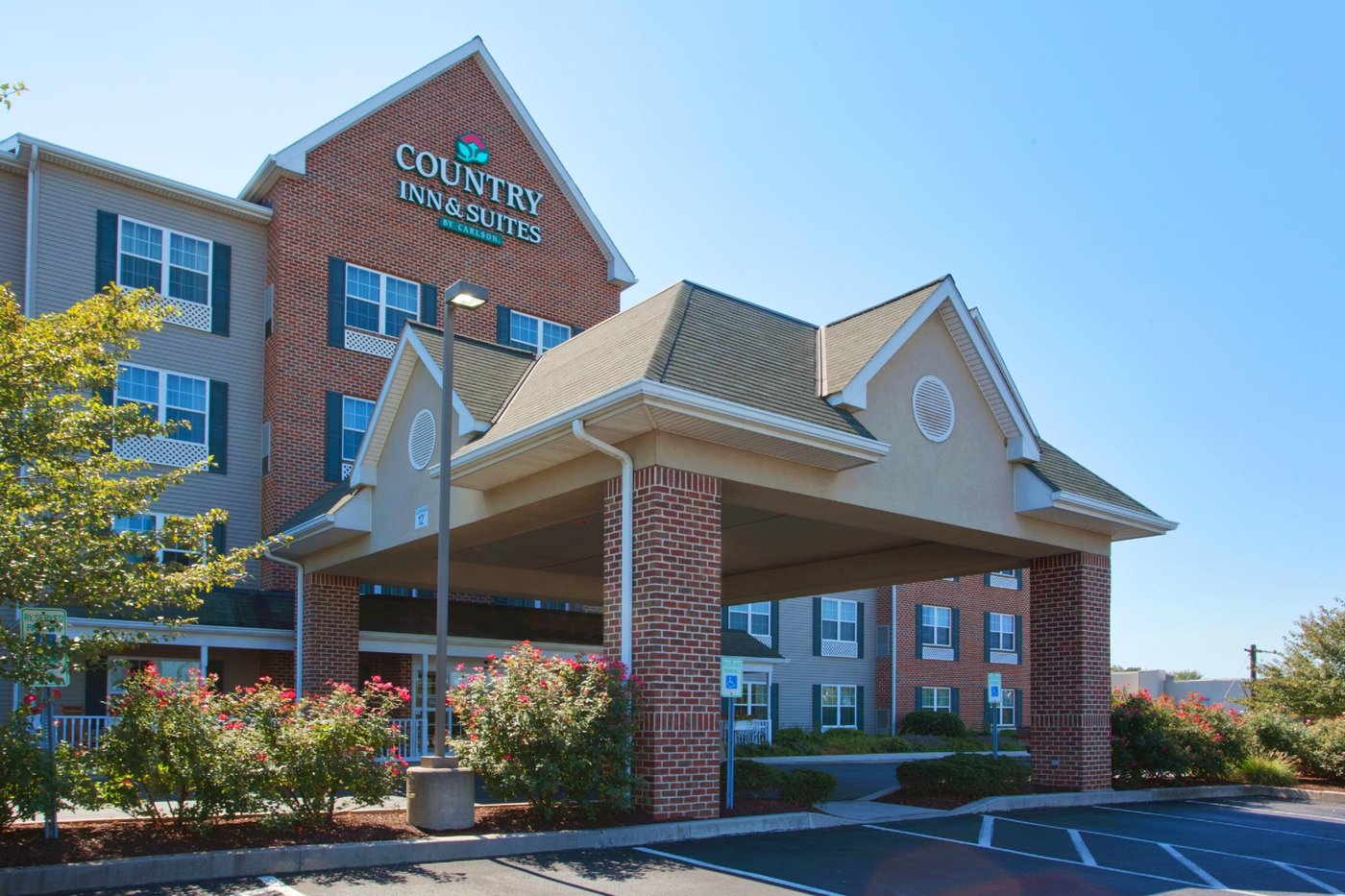 COUNTRY INN & SUITES BY RADISSON, LANCASTER (AMISH COUNTRY), PA $108 ...