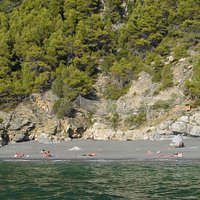 Spiaggia di Punta Corvo dal mare