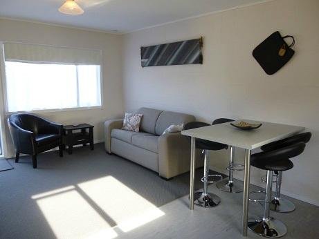 1 bedroom suite