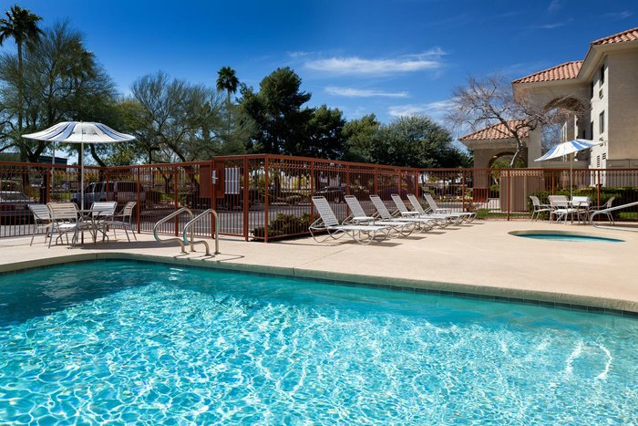 COUNTRY INN & SUITES BY RADISSON, PHOENIX AIRPORT, AZ - Prices & Hotel ...