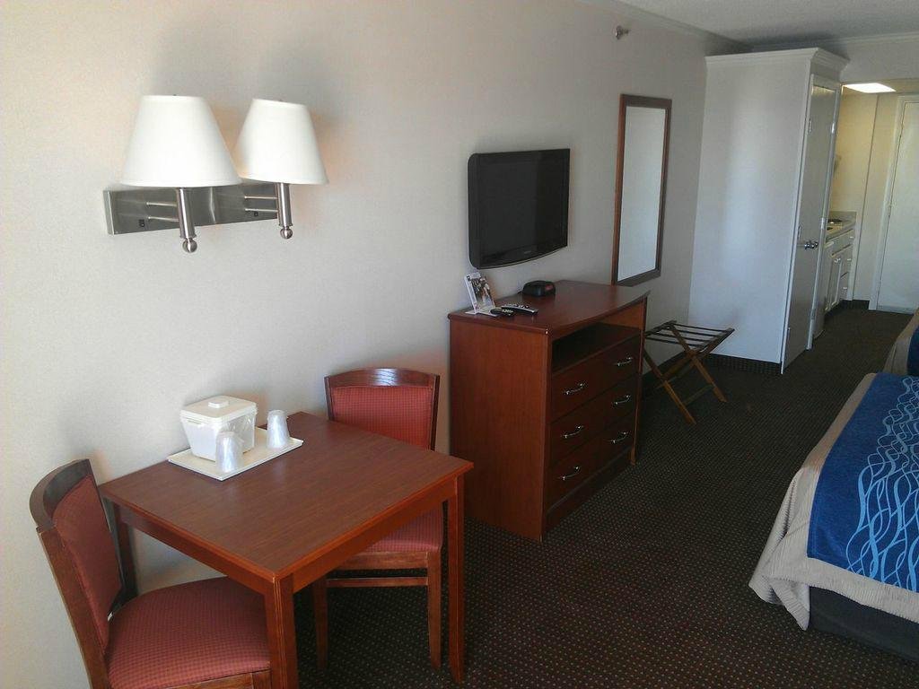 COMFORT INN BOARDWALK Updated 2024 Prices Hotel Reviews Ocean City   Comfort Inn Boardwalk 