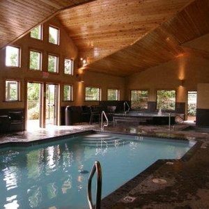 The Village At Indian Point Resort, hotel in Branson