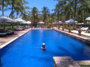 Pool & Beach