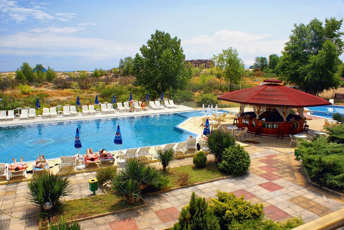 Гостиница Amfibia Beach 3*