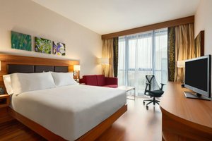 Room & Suite