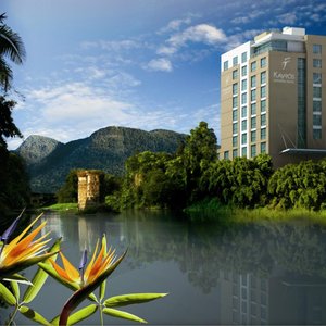 Kayrós Hotel