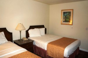 Room & Suite