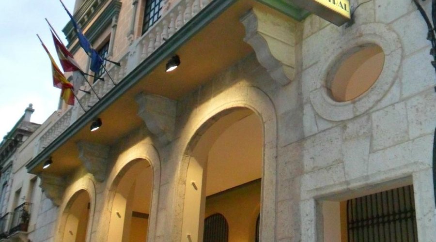 Fachada del Banco de España y ahora del Hotel Central