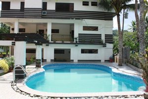 CMC Caramoan Resort (CMC Villa Caramoan) in Luzon