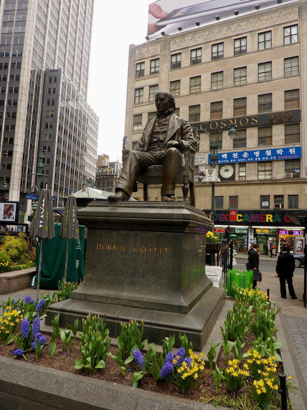 Greeley Square Park (New York City) - Aktuelle 2021 - Lohnt Es Sich ...