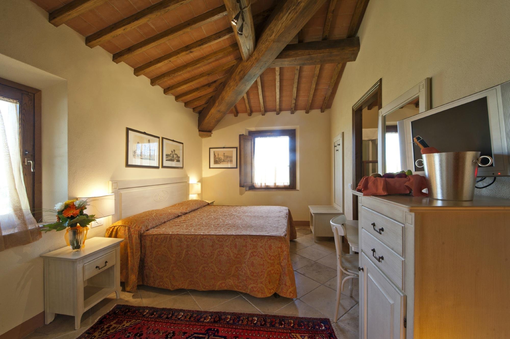 FATTORIE SANTO PIETRO - Updated 2022 Prices (San Gimignano, Tuscany, Italy)