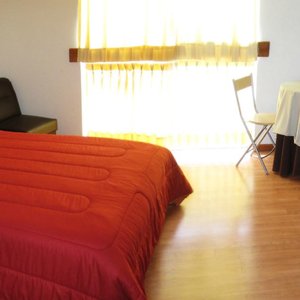 Amplias habitaciones con buenos acabados