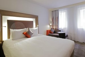 Room & Suite
