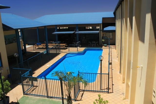 Ningaloo Coral Bay Backpackers Pool Pictures & Reviews - Tripadvisor