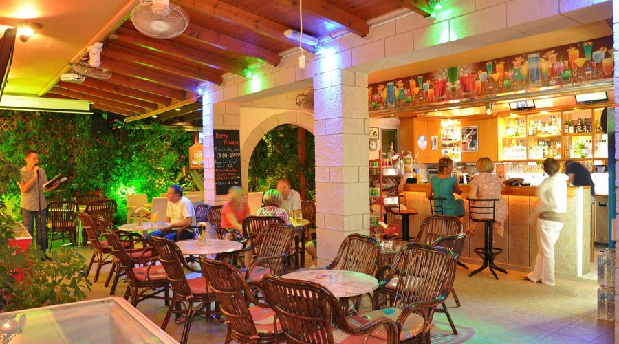 Pool bar area