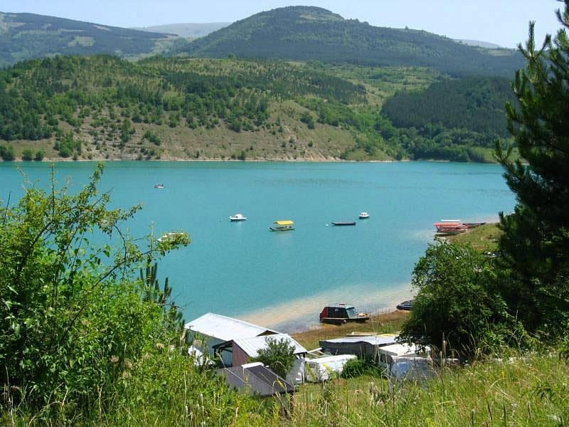 Zavojsko Lake image