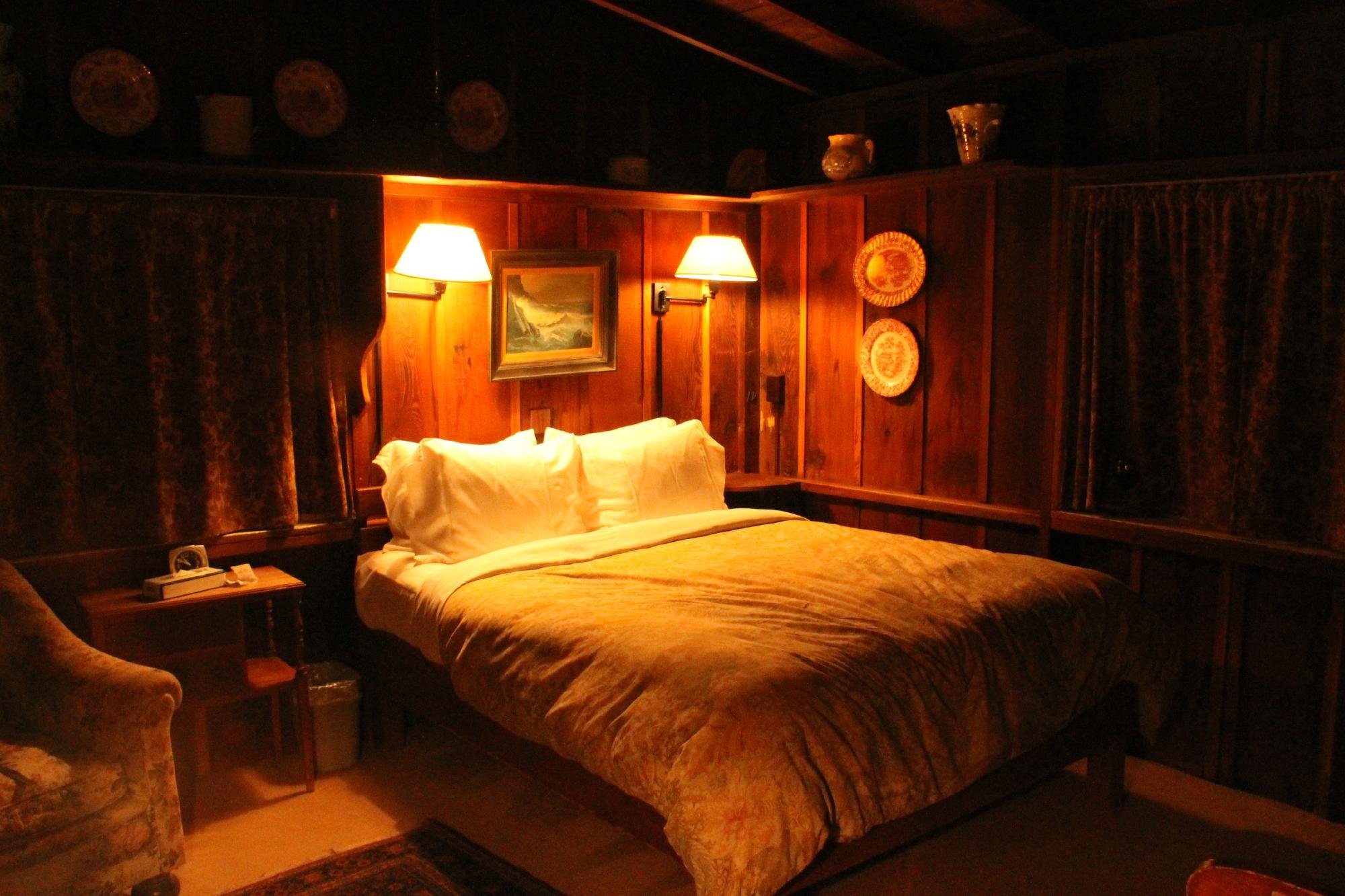 Deetjen’s Big Sur Inn by null