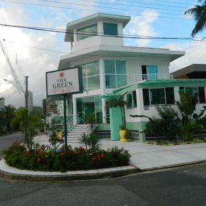 The Green Hotel - Praia da Enseada
