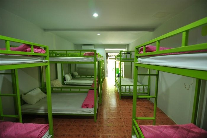 Phi Phi Backpacker - Hostel Beach: Pictures & Reviews - Tripadvisor