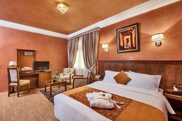 Club Val D Anfa Hotel Ahora 69 Antes 1 3 6 Opiniones Comparacion De Precios Y Fotos Del Hotel Casablanca Marruecos Tripadvisor