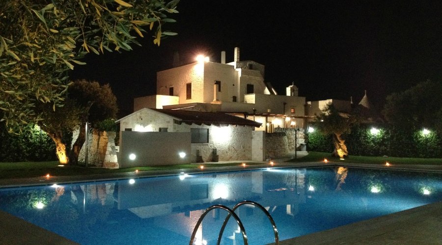 piscina notturna