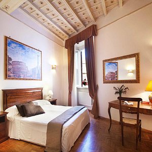 Il Pantheon Inn di Roma offre tutti i comfort ai propri ospiti: camere ampie, wifi gratuito