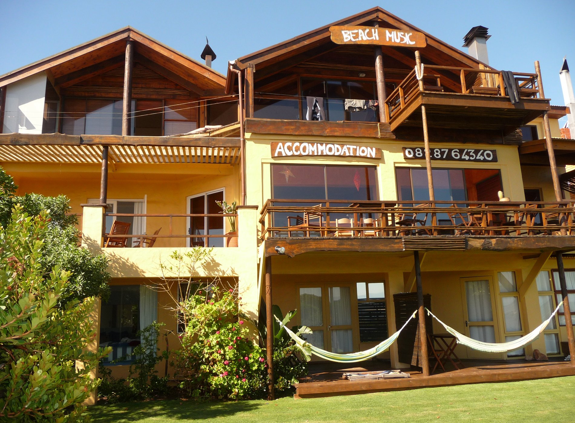 Beach Music Accommodation by null