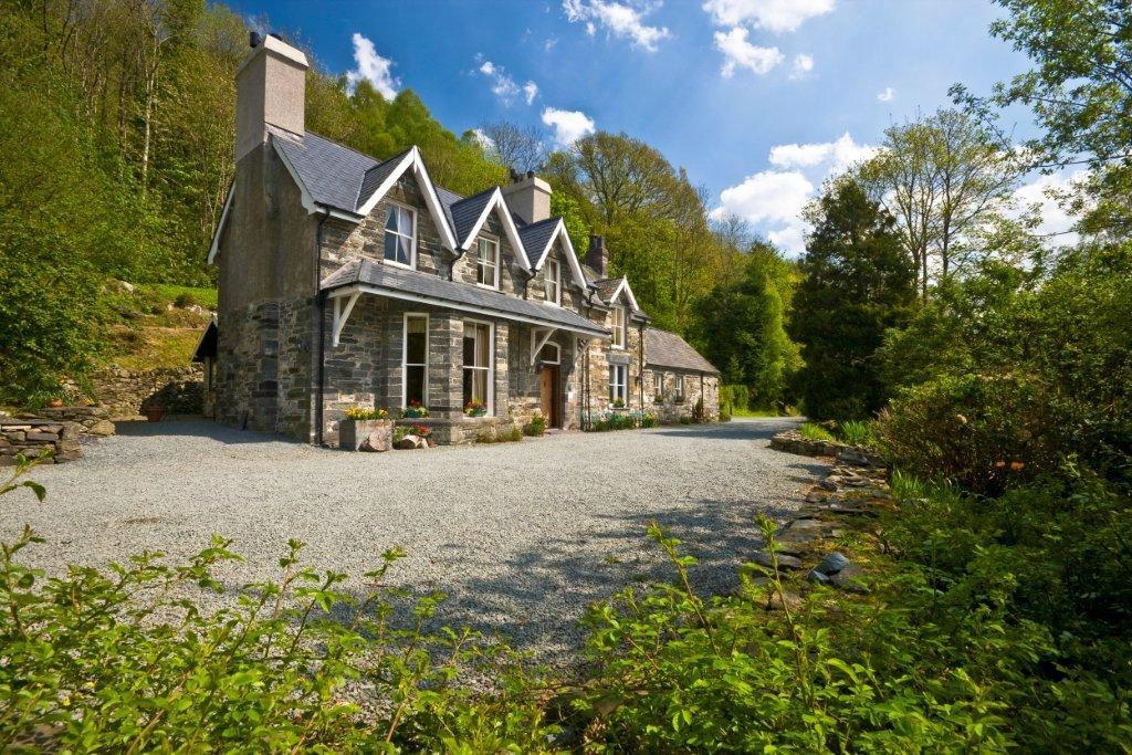 PENGWERN COUNTRY HOUSE - Updated 2023 (Betws-y-Coed)