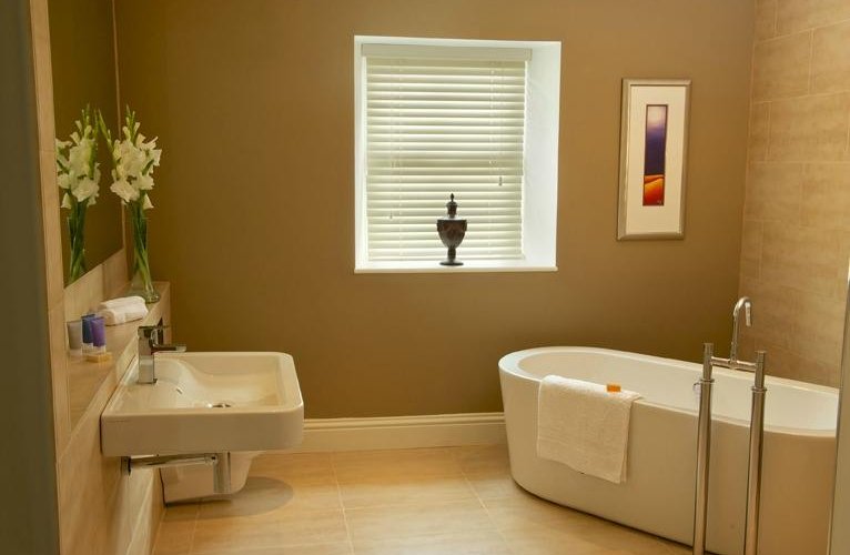 Zetland - Bathroom