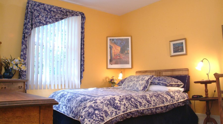 Chambre VanGogh-lit queen