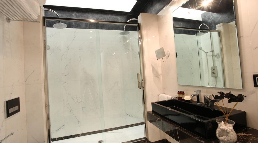 Suite Michelangelo bathroom