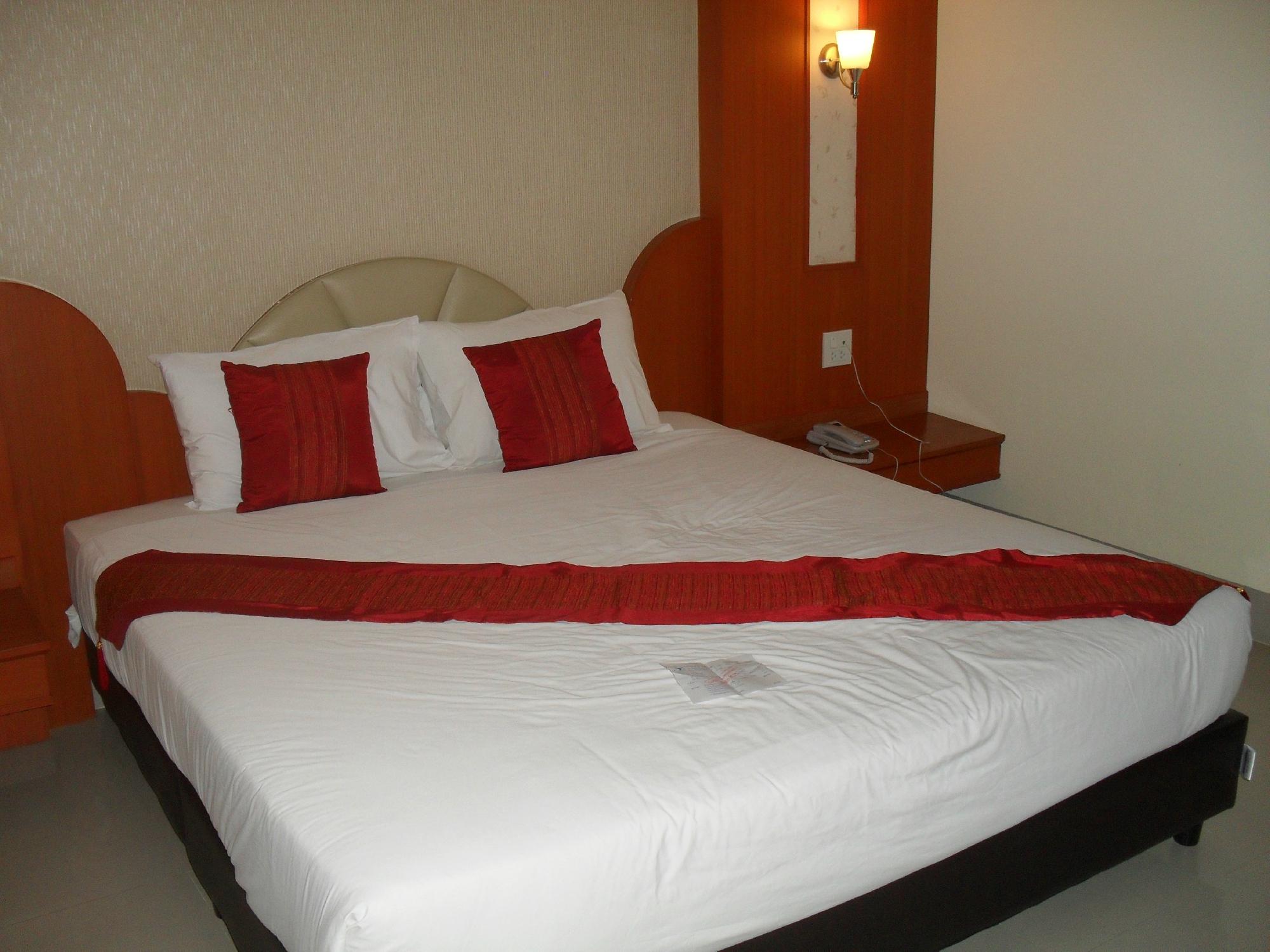 Hotel photo 8 of Poonsook Resident.