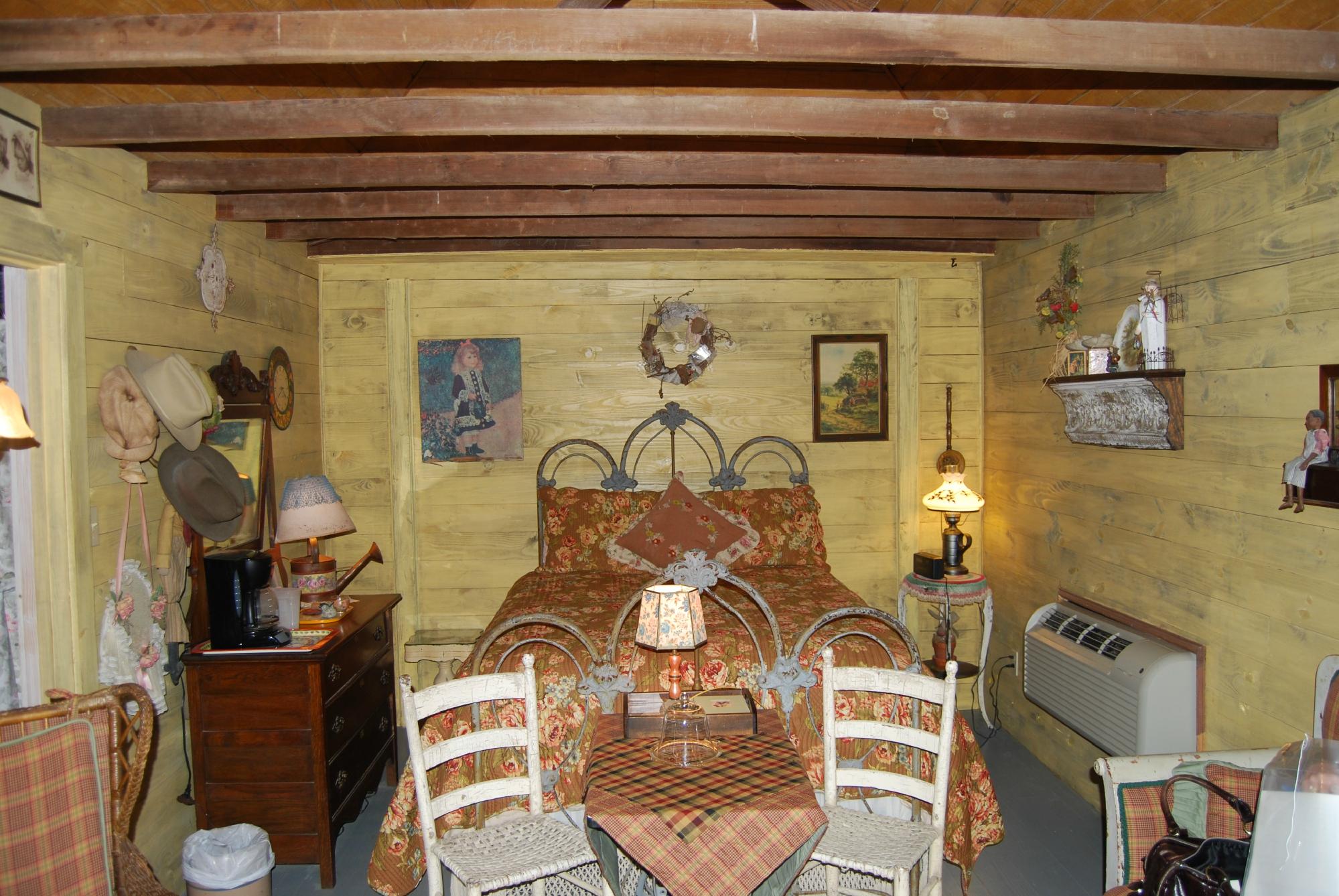 SOMEWHERE IN TIME BED & BREAKFAST - B&B Reviews (Texas/Bellville)