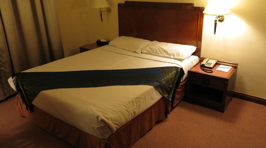 Queen size bed