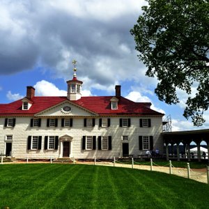 George Washington's Distillery & Gristmill (Mount Vernon) - All You ...