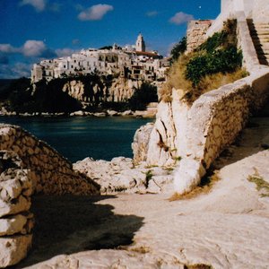 VIESTE:  Old town near Rocca sul Mare