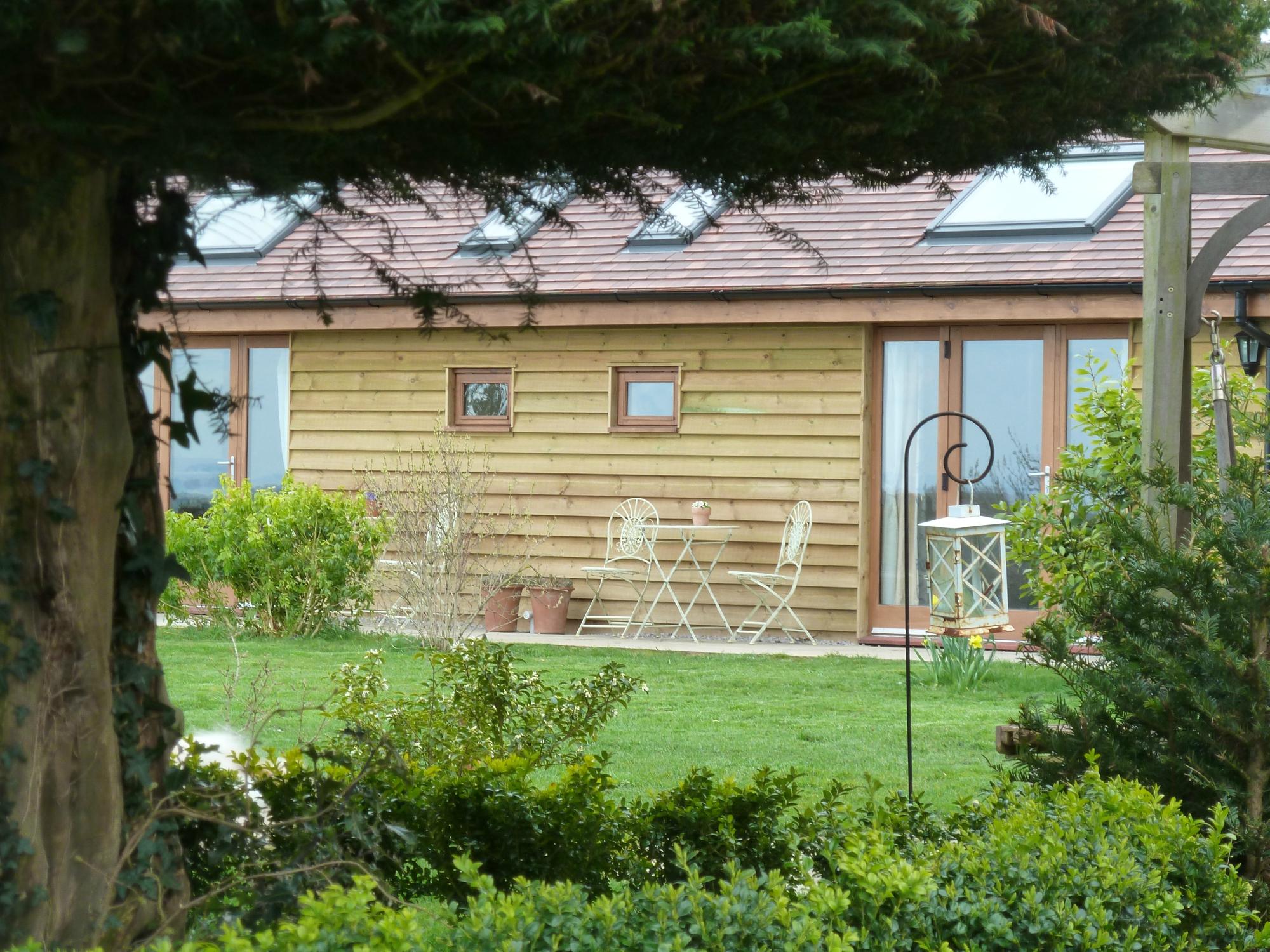 THE LODGE, ORCHARD COTTAGE - Updated 2024 Prices & Guest House Reviews ...