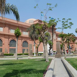 Egyptian Museum, 10 minutes walk