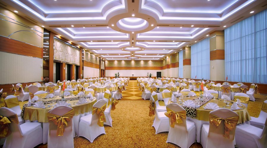 Paramount Grand Ballroom