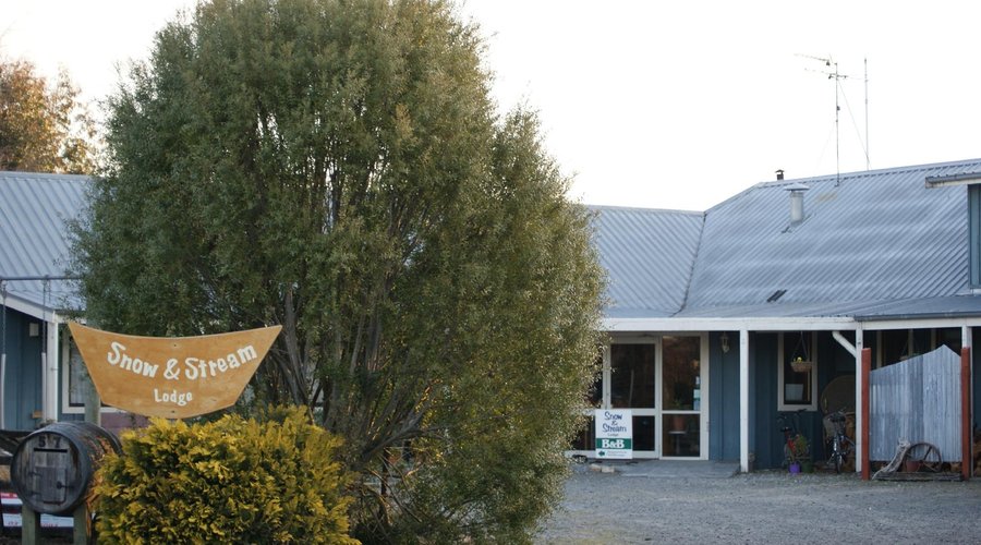 Front view of lodge