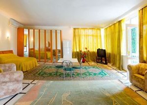 room 9