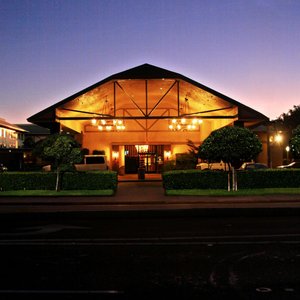 University Square Hotel