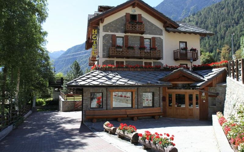 Hotel in Summer