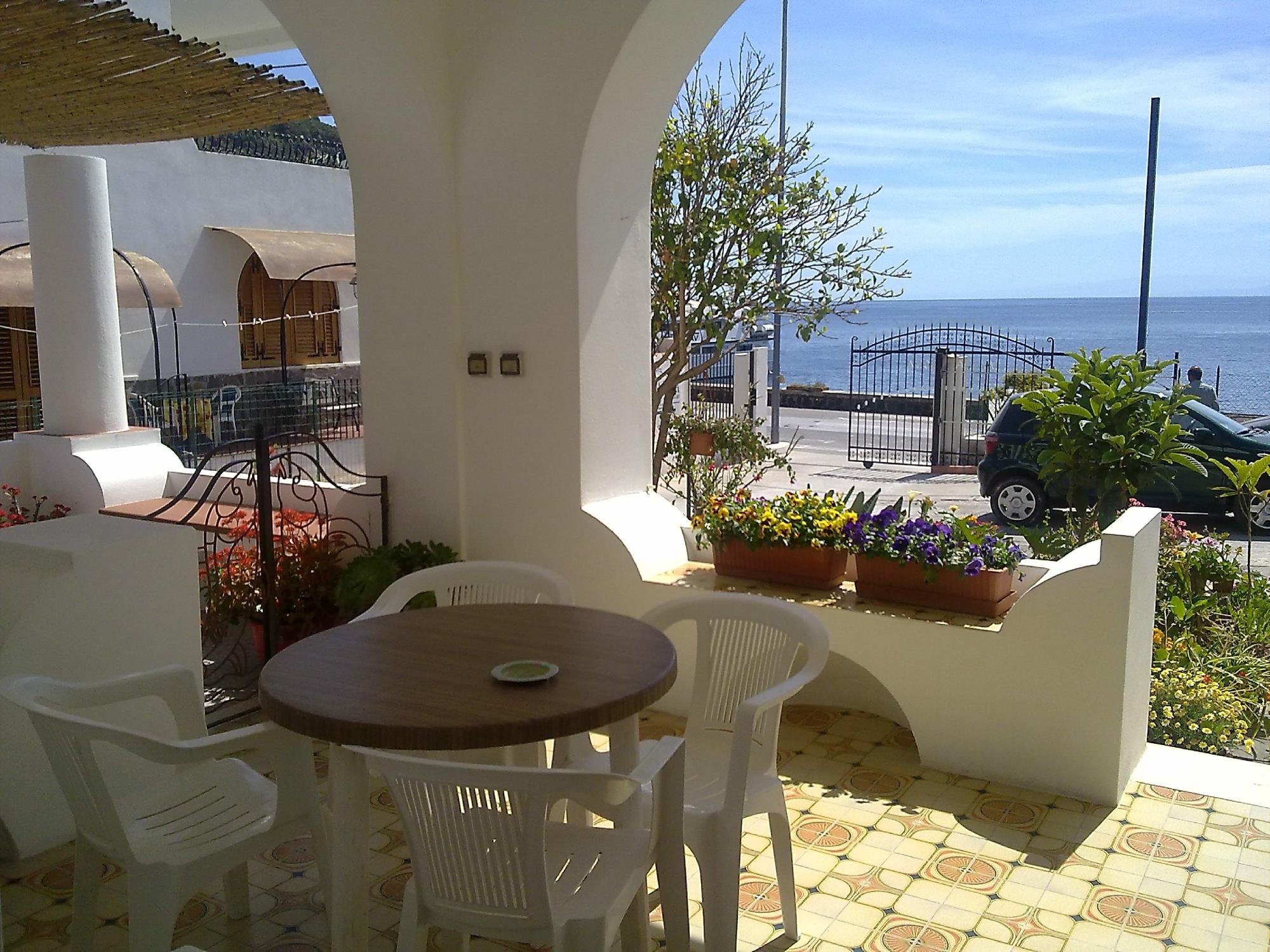 AFFITTACAMERE VILLA ROSA B&B (Lipari, Isole Eolie): Prezzi 2021 E ...