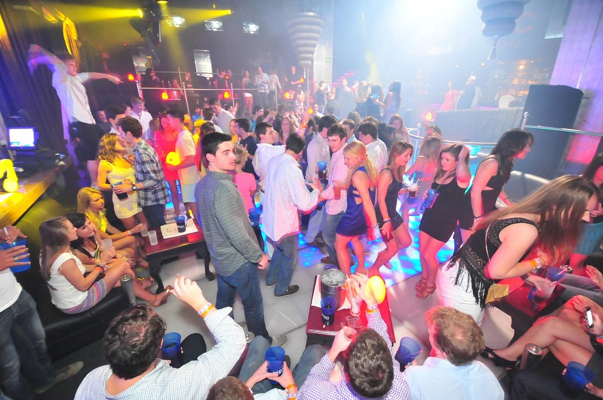 Privado Palm Springs Nightclub: The Ultimate Nightlife Escape