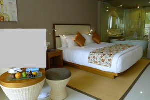 Room & Suite