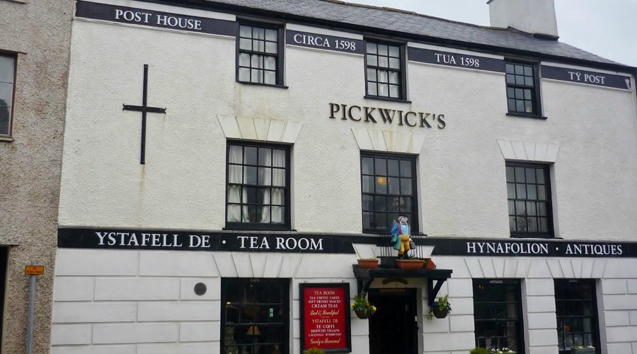 Pickwicks, Bridge Street, Llanrwst